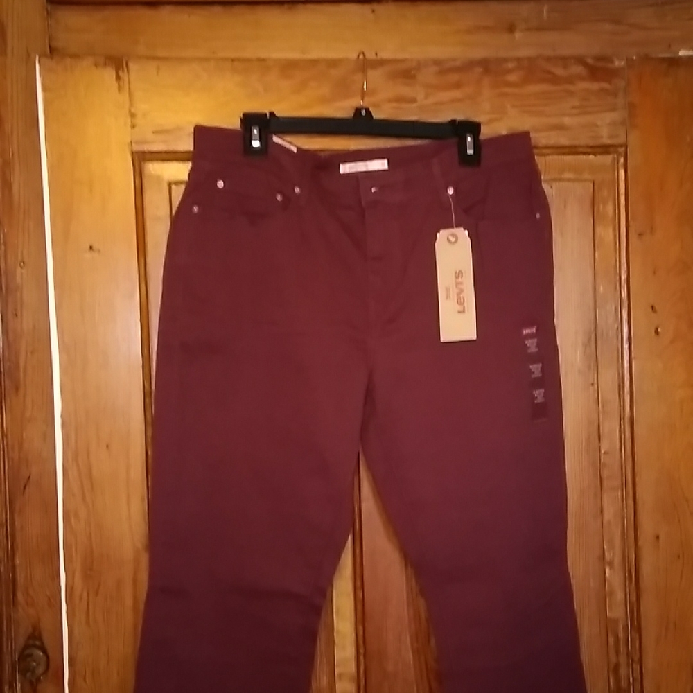 Women Jeans - Picture 4 of 8